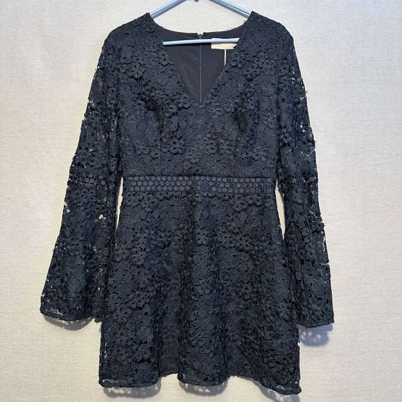 NWT Keepsake Utopia Lace Dress - size M - Picture 2 of 6